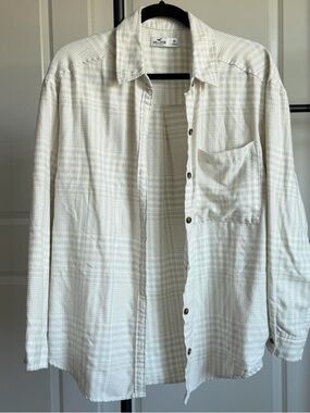 Hollister Beige and White Checked Button-Up Shirt